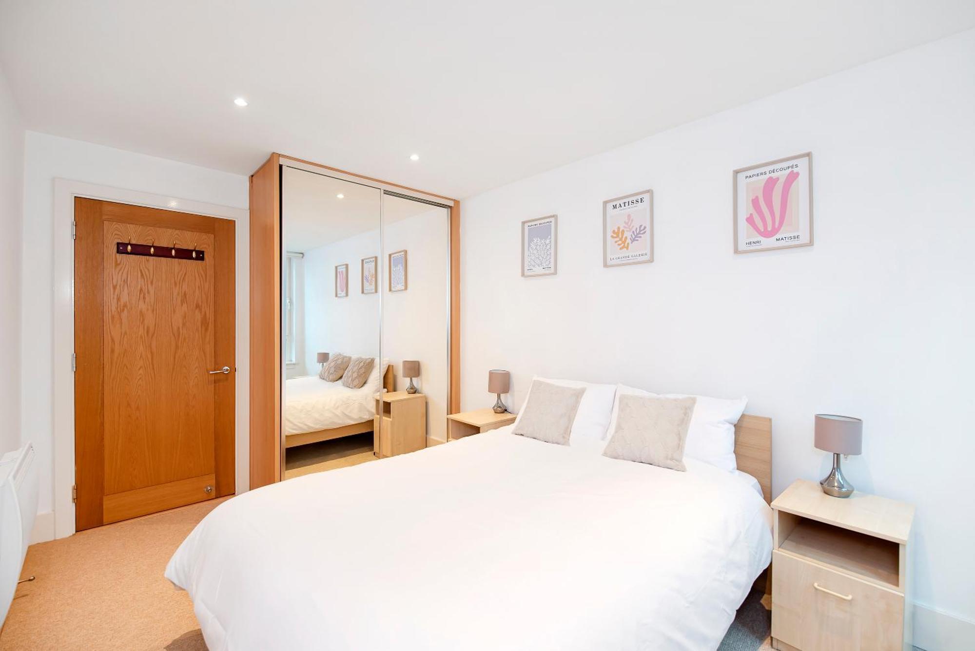 Terraced Riverview Apartment London Exterior photo